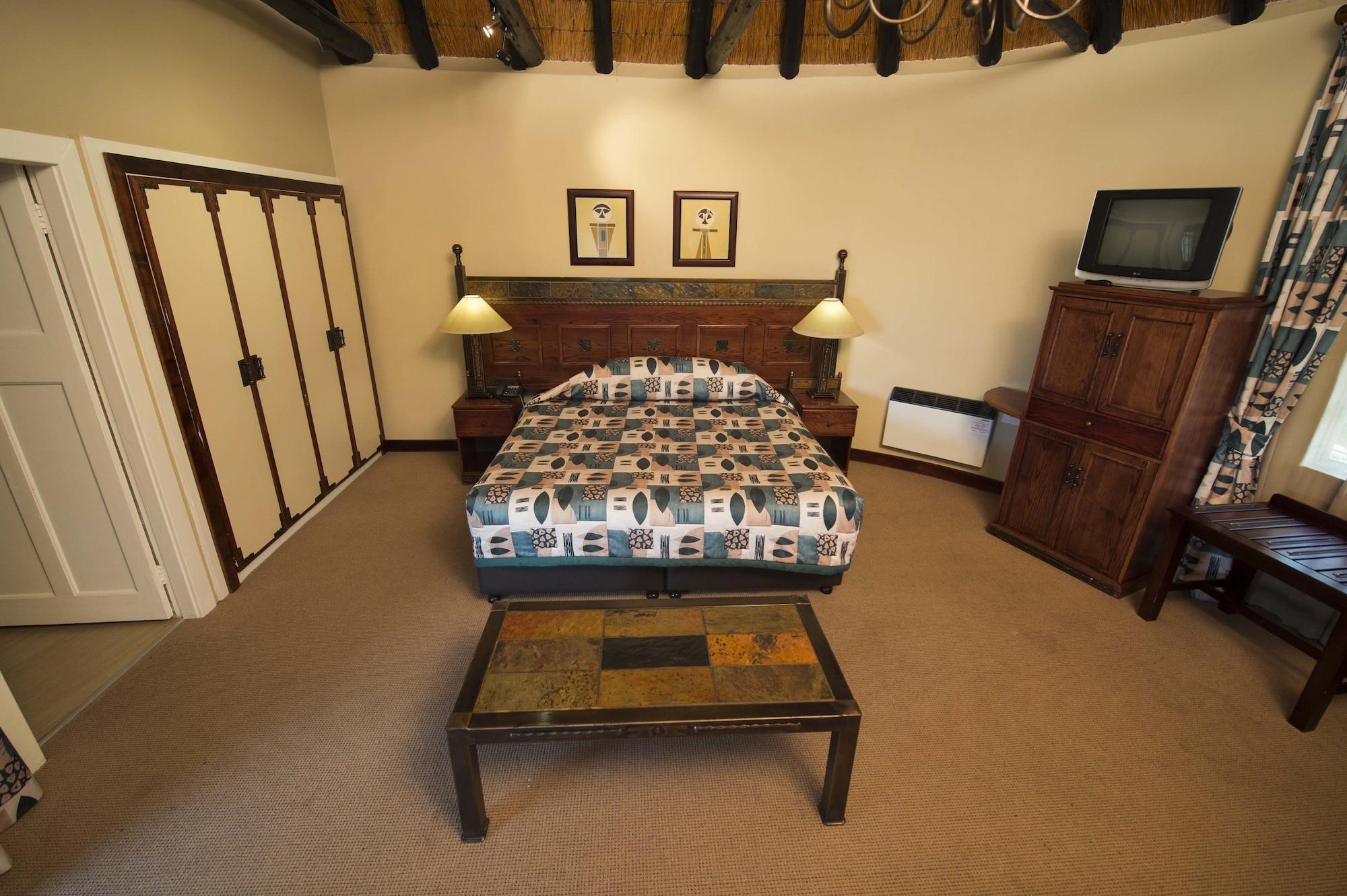 Hotel Cathedral Peak 4*
